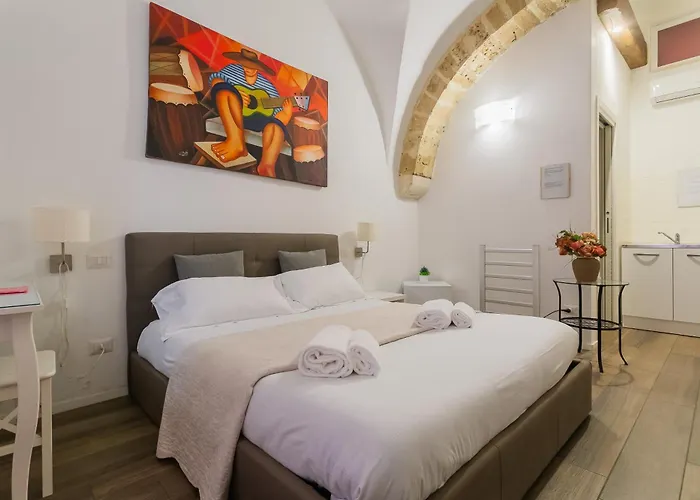 Red Rooms By Wonderful Italy Bari